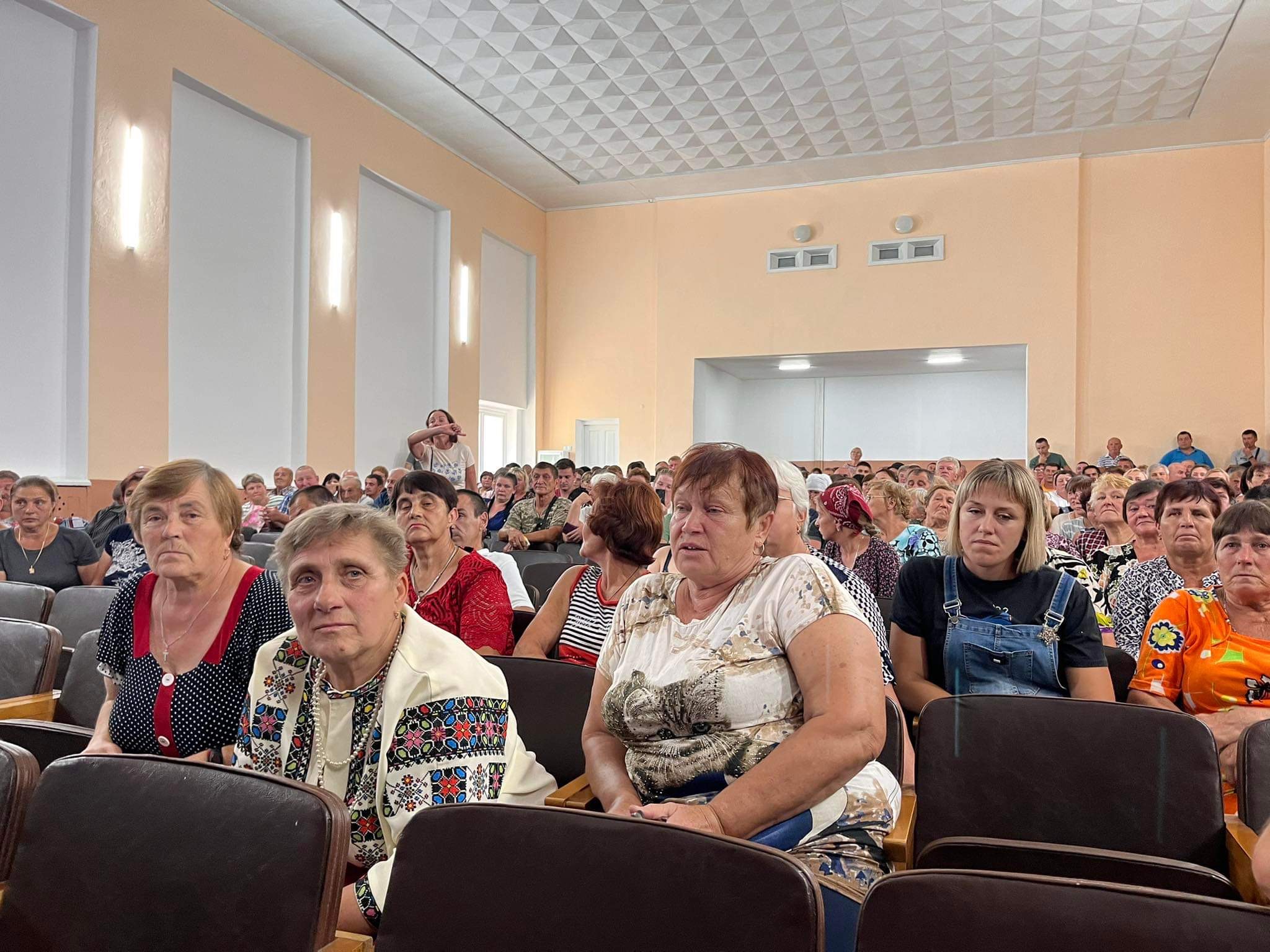 Олександр Базяка, начальник відділу державного екологічного нагляду й контролю атмосферного повітря Державної екологічної інспекції у Вінницькій області повідомив, що будівництво резервуару проводиться з дотриманням законодавства України. А також наголосив на тому, що згідно проєктної документації, робота самого резервуару не буде мати негативного впливу на довкілля.