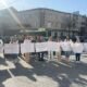 Лікарі протестують проти незаконного звільнення.