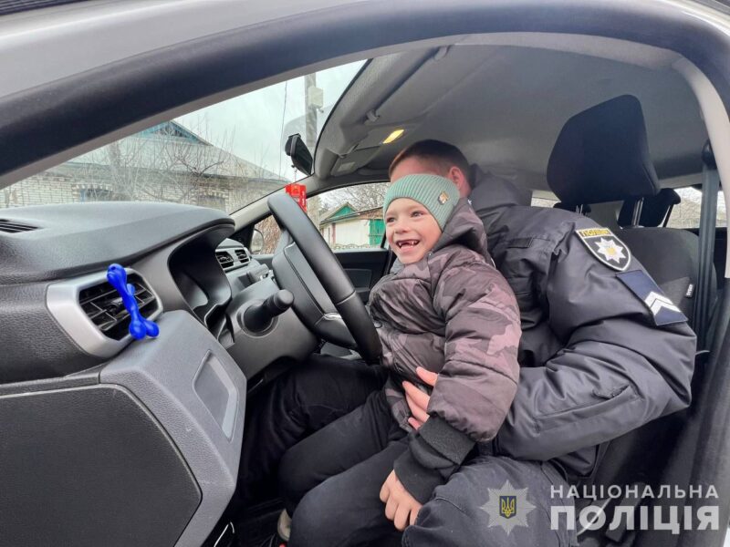 Вінницькі поліцейські підтримали дітей загиблих бійців в Ольгополі