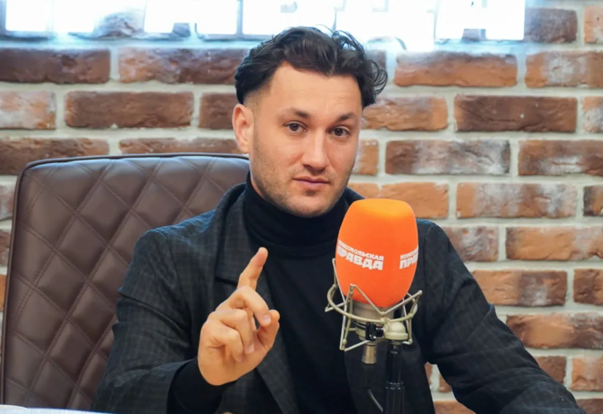 10 років з конфіскацією.