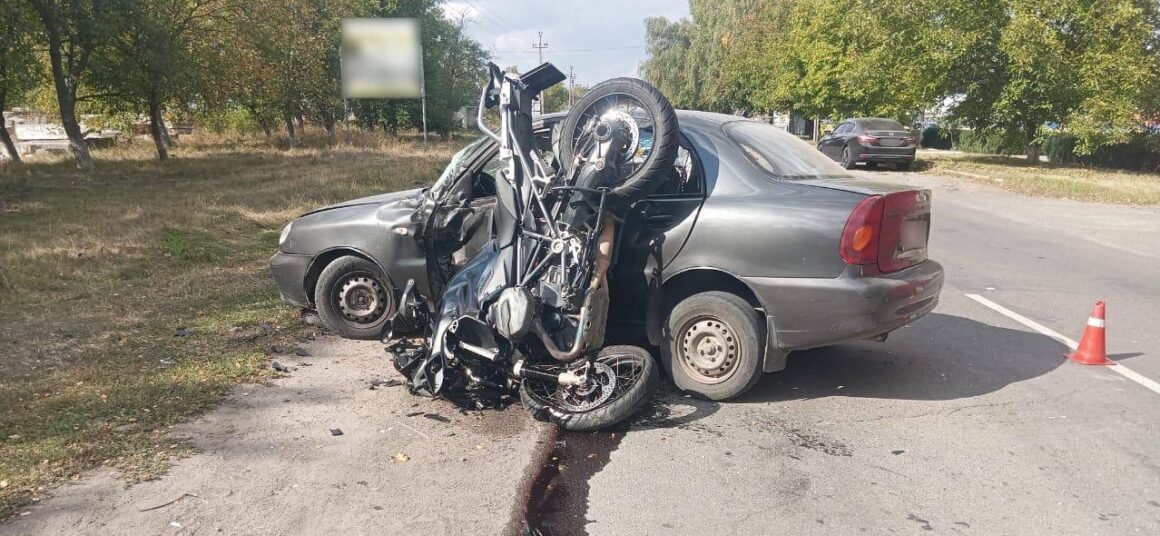 Поліція розслідує обставини трьох аварій з травмованими