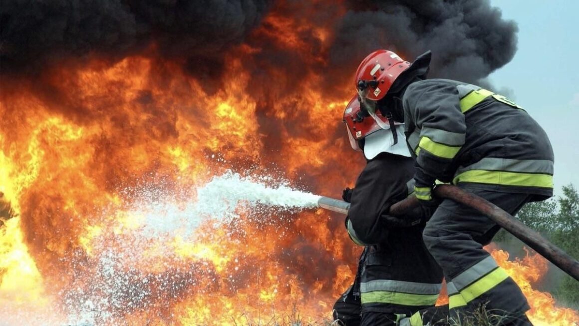 Поліцейські Вінниччини підозрюють навмисний підпал у Калинівці