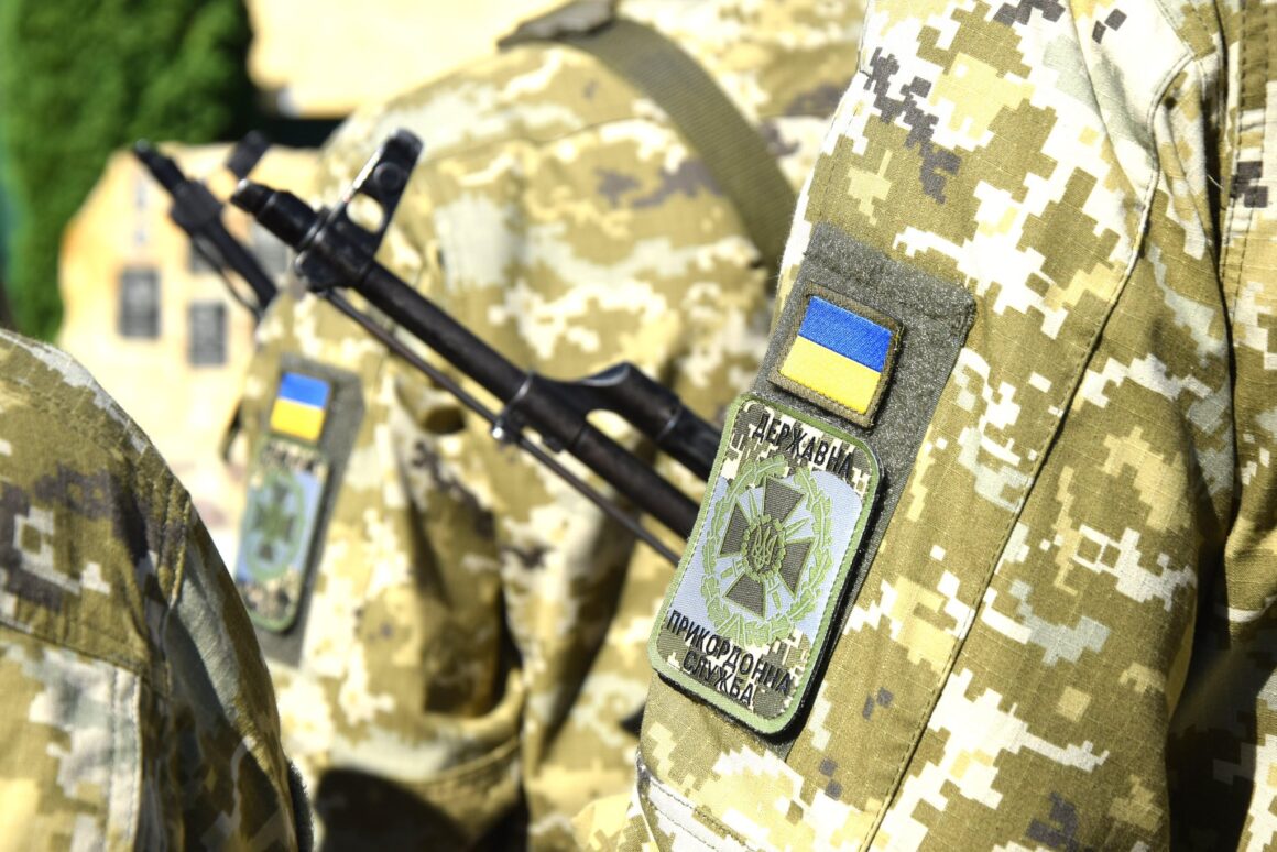 На Вінниччині новобранці-прикордонники склали присягу