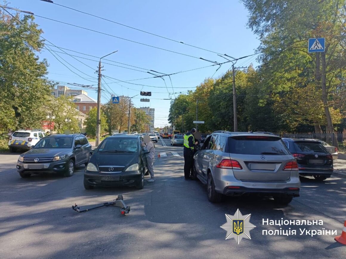У Вінниці в ДТП постраждав хлопчик, який їхав на самокаті