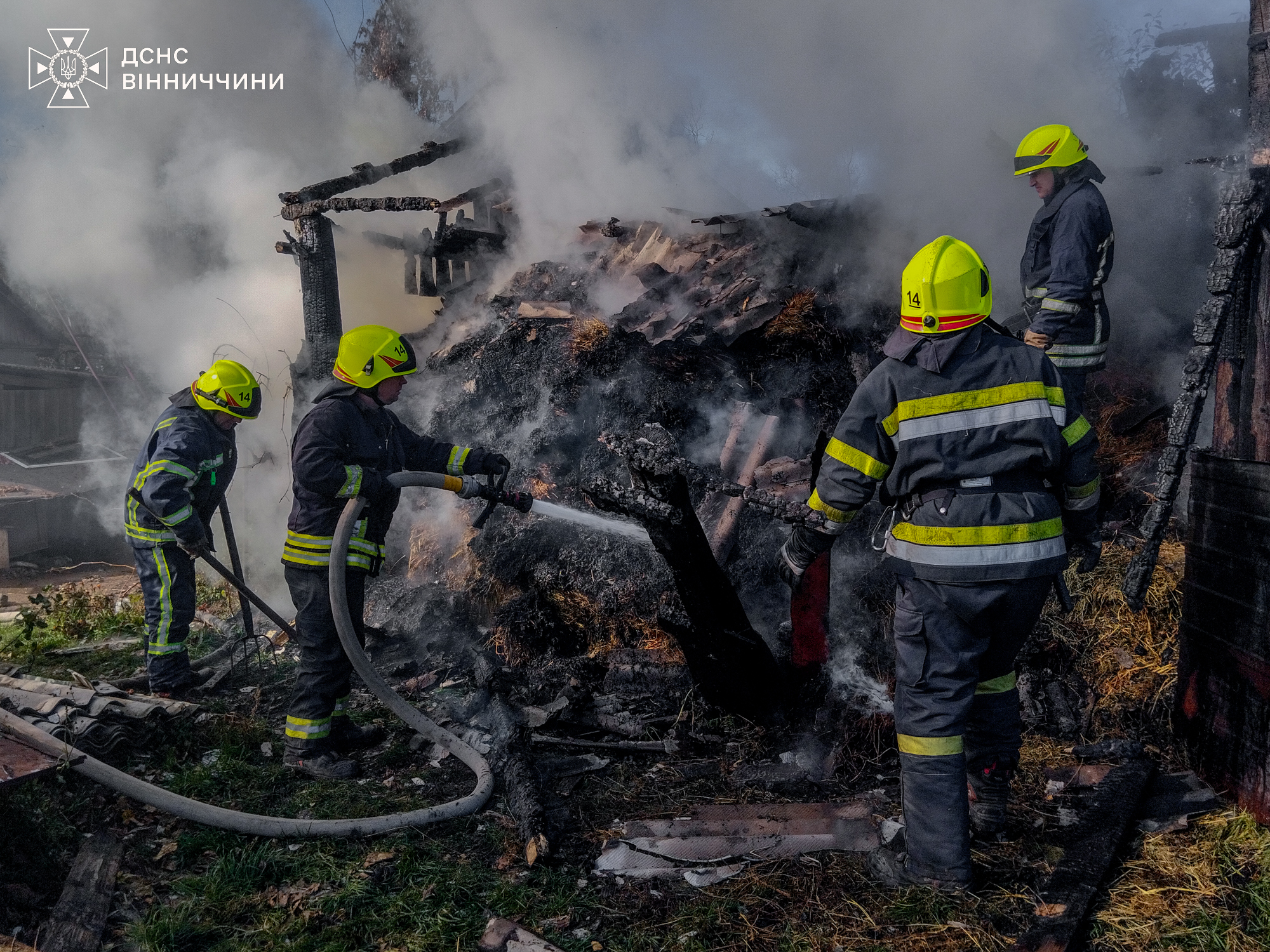 У Літині горіла адмінбудівля
