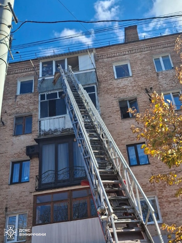 У Вінниці під час пожежі врятували двох людей