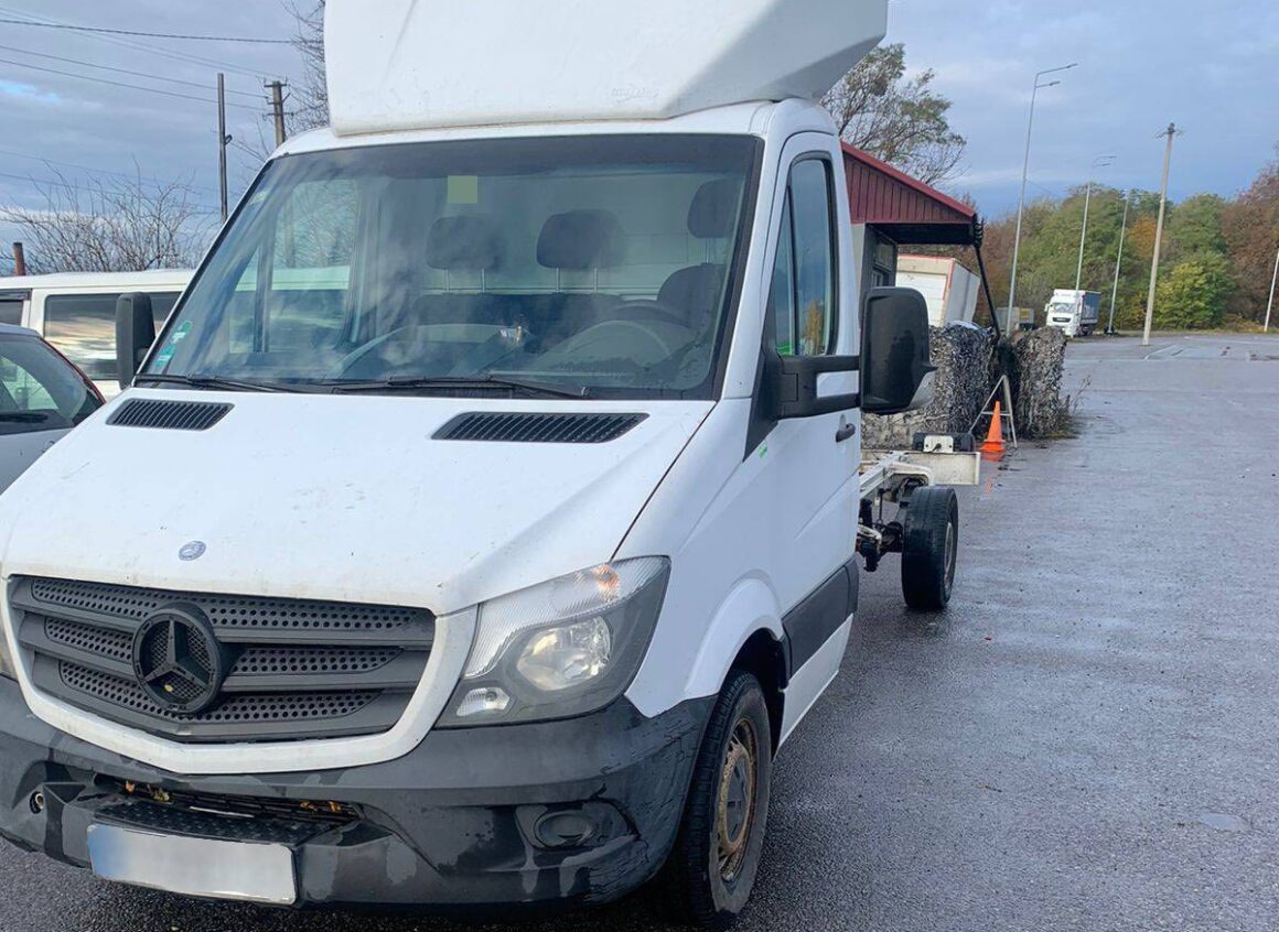 Кермував автомобілем напідпитку.