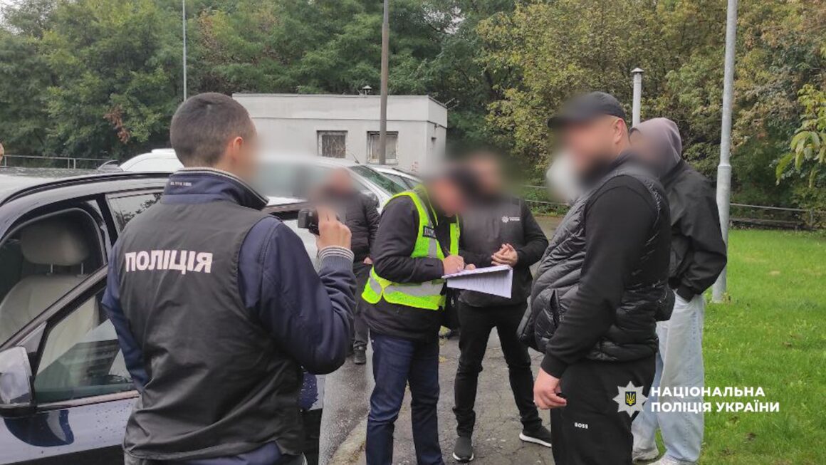 Затримали вінничанина, який обіцяв занести хабар «кому треба» у ВЛК та експертній комісії
