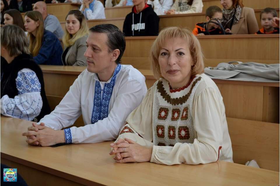 доцент кафедри історії України, кандидатка історичних наук Вінницького державного педагогічного університету імені Михайла Коцюбинського Одоцент кафедри історії України, кандидатка історичних наук Вінницького державного педагогічного університету імені Михайла Коцюбинського Олена Стадник