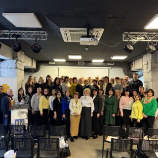 Конференція проти насильства.