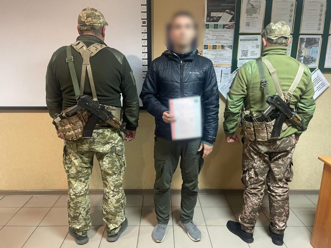 На Вінниччині прикордонники викрили чоловіка, який «придбав» дитину за крипту