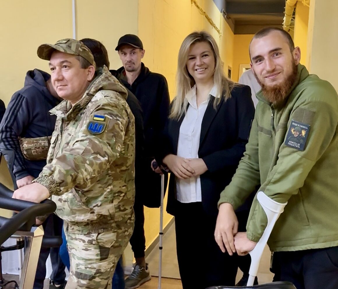 У Ладижині спортзал повністю адаптували до потреб ветеранів