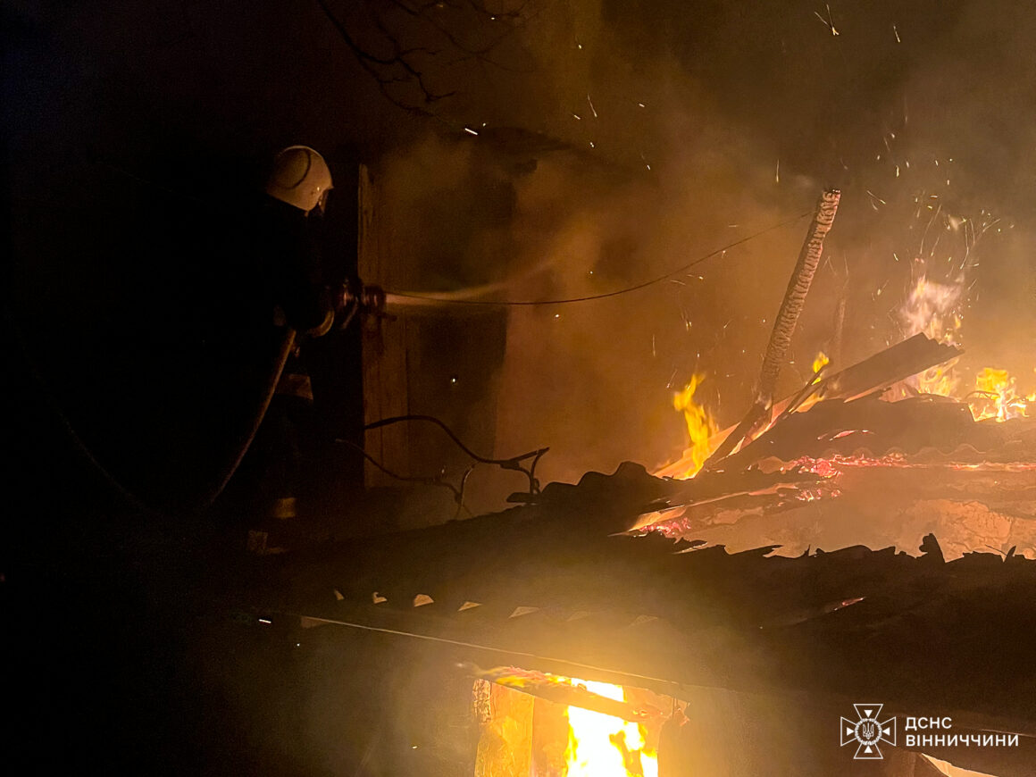 У Тульчинському районі сталося дві пожежі через коротке замикання