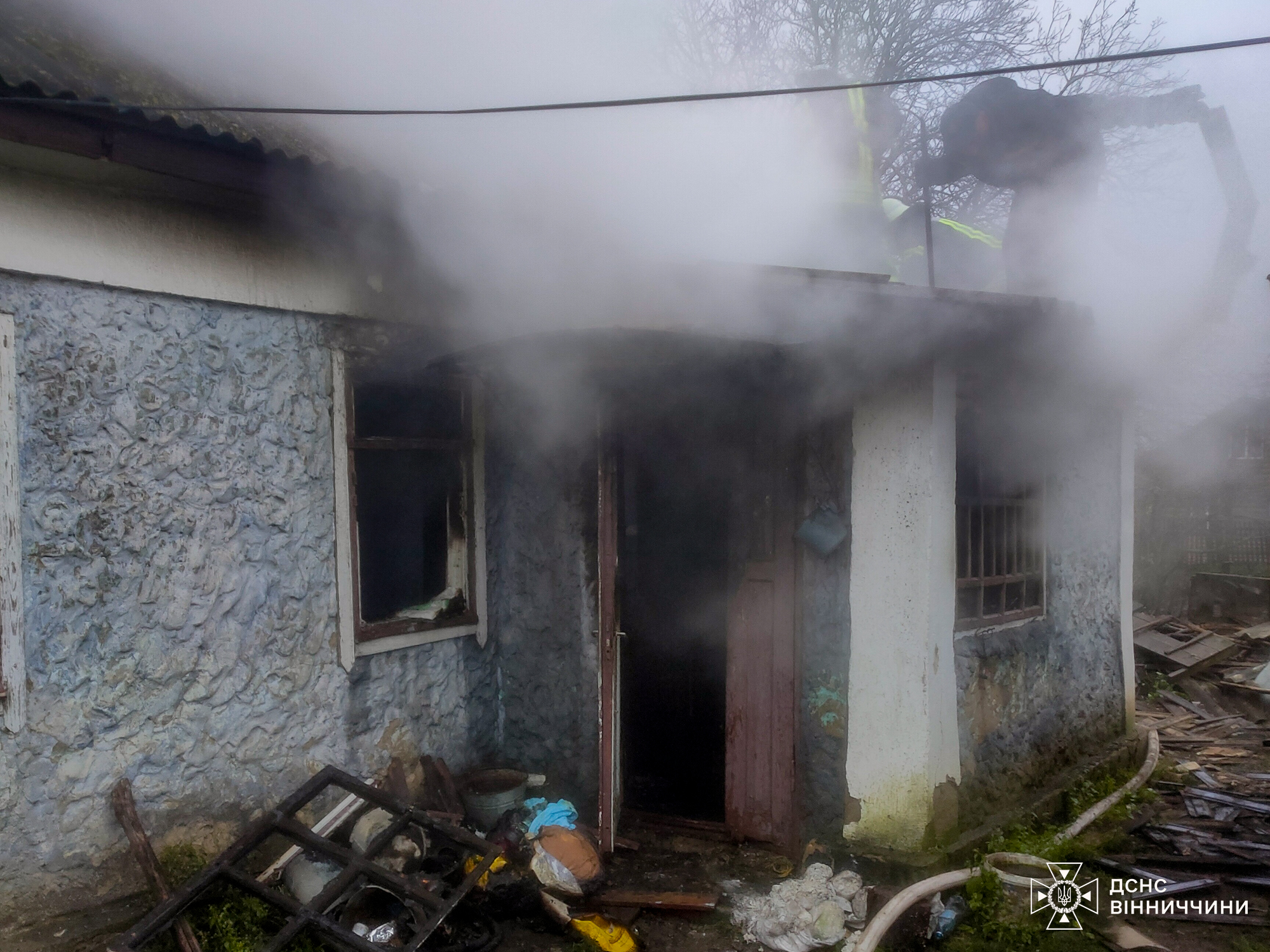 У Тульчинському районі сталося дві пожежі через коротке замикання