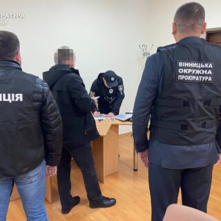 Затримали заступника селищного голови.