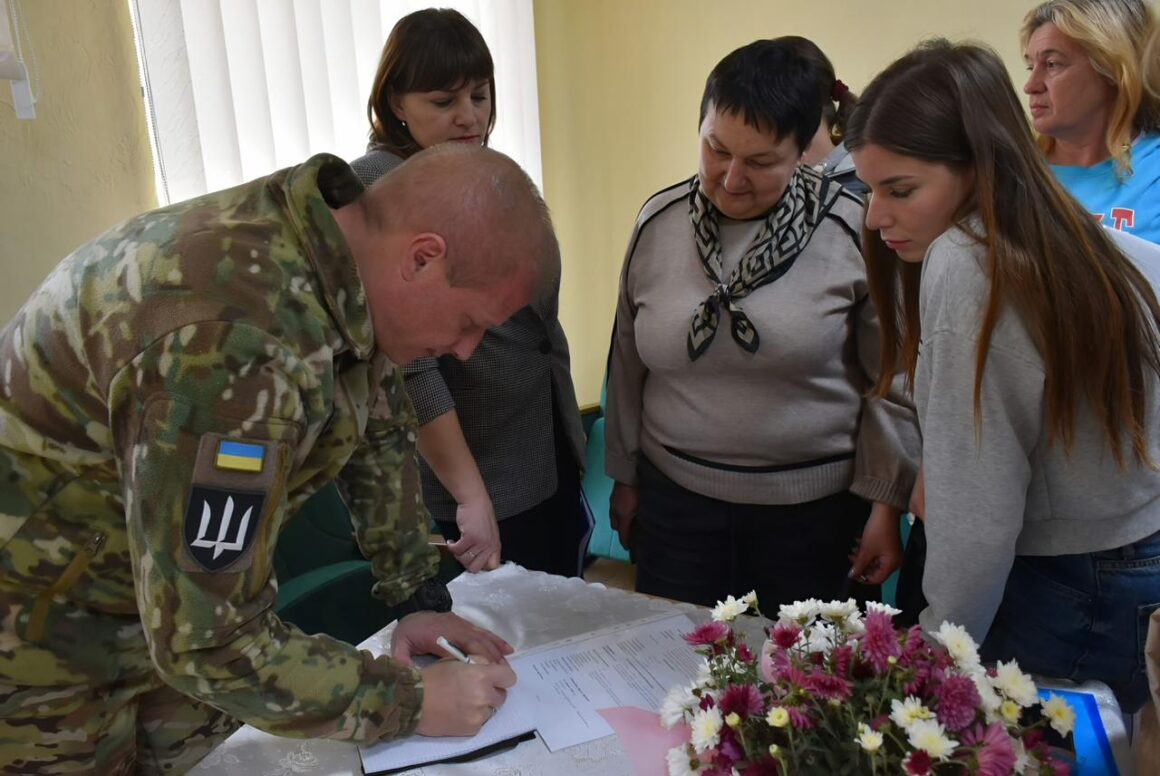 У двох громадах Вінниччини провели зустрічі з родинами полонених військових