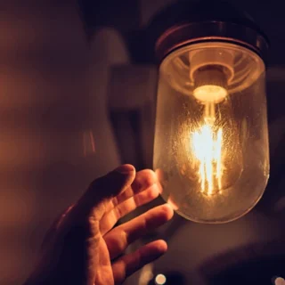 Світло відключатимуть споживачам.