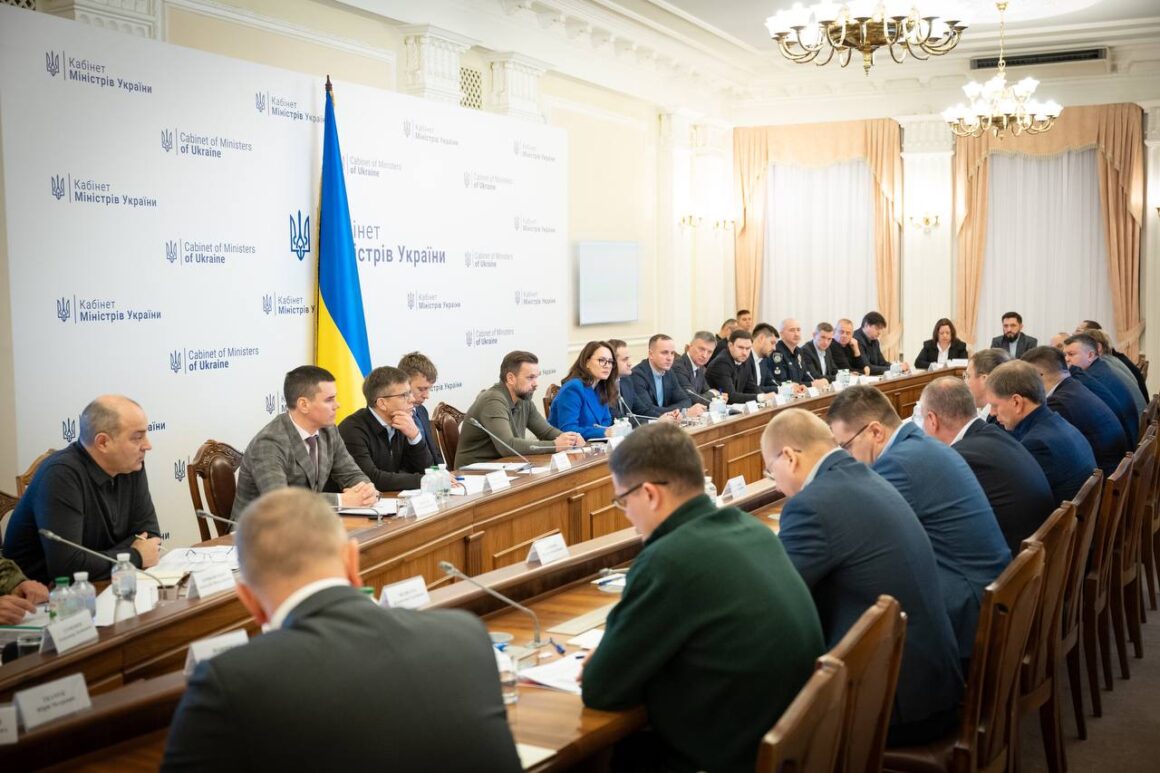 Прем’єрка обіцяє зменшити відключення цими вихідними