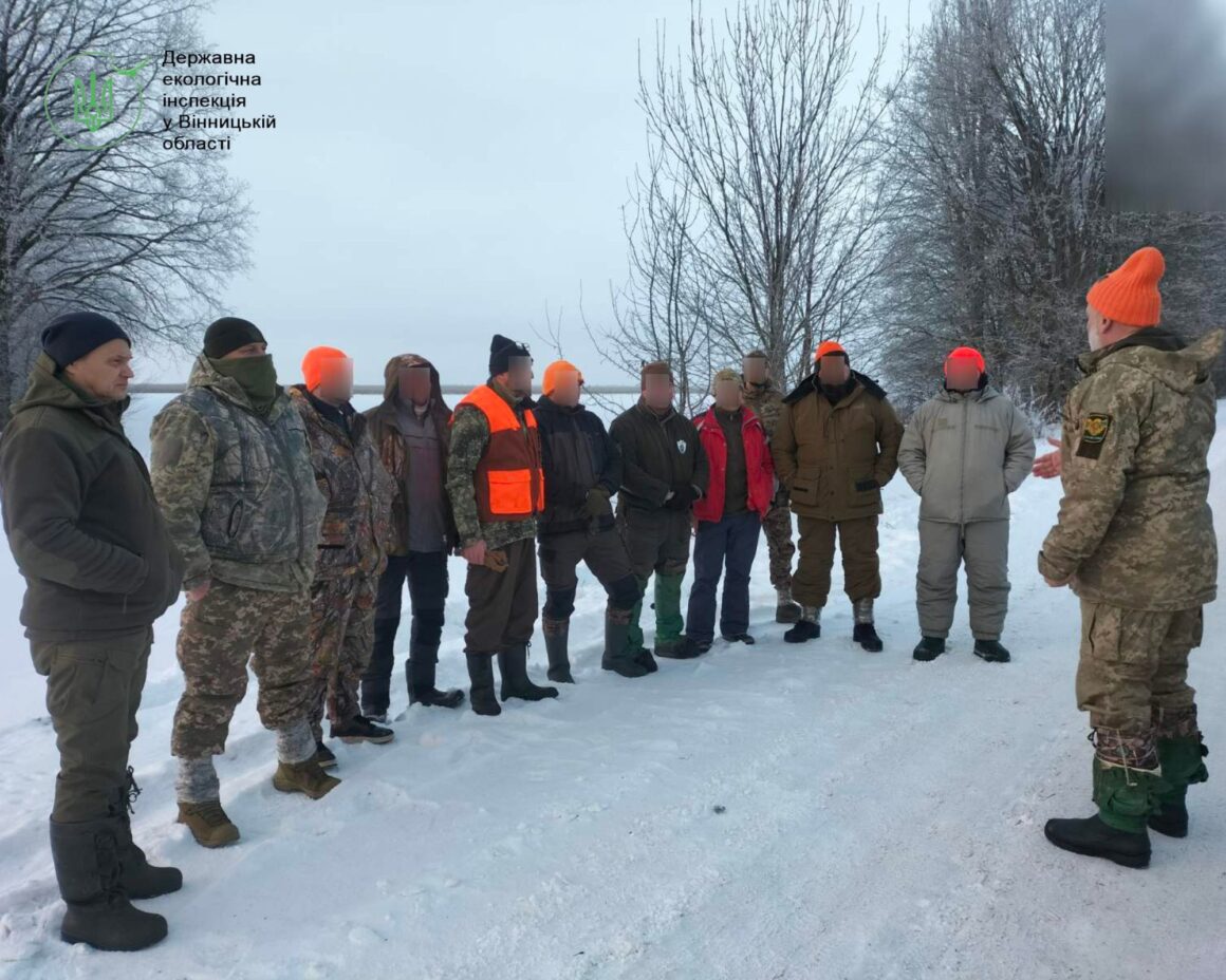 У Вінницькій області перевіряли правила полювання на хижаків