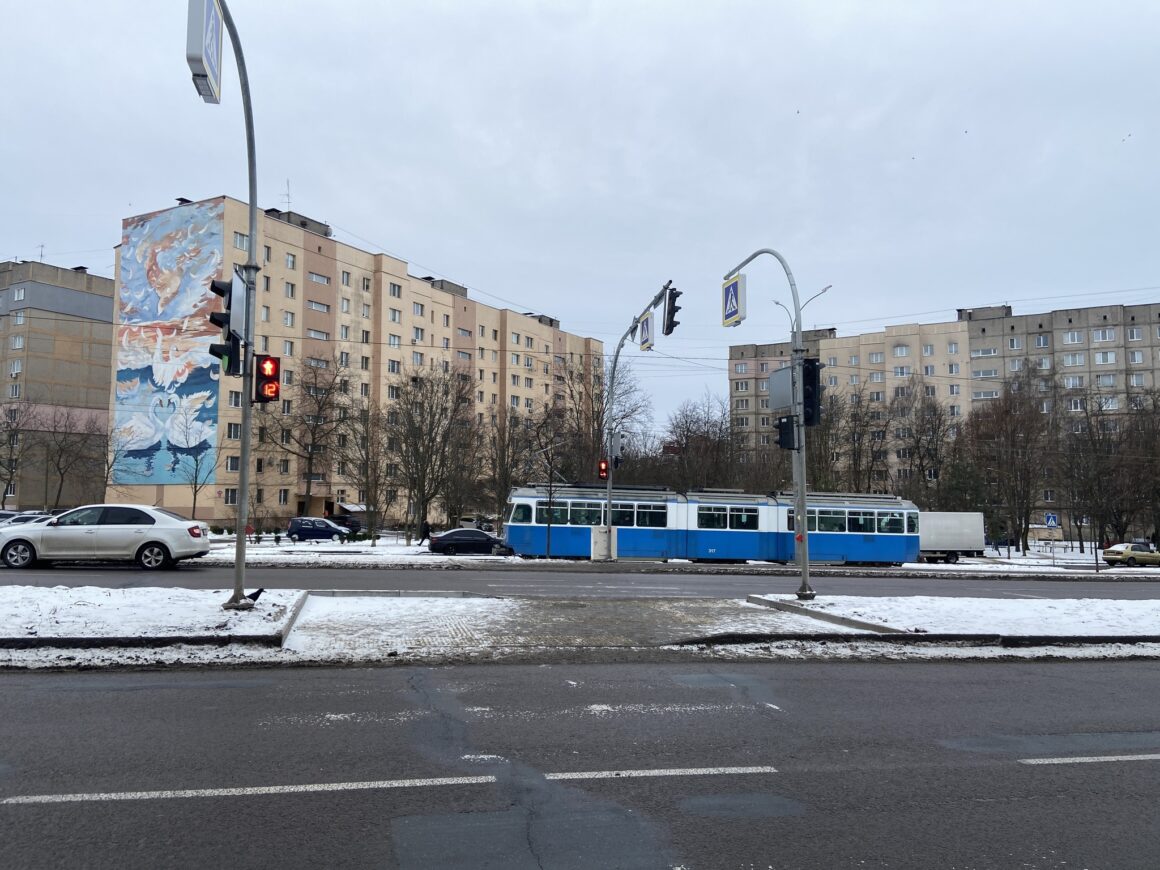 На Барському шосе у Вінниці облаштували пішохідний перехід «за вимогою»