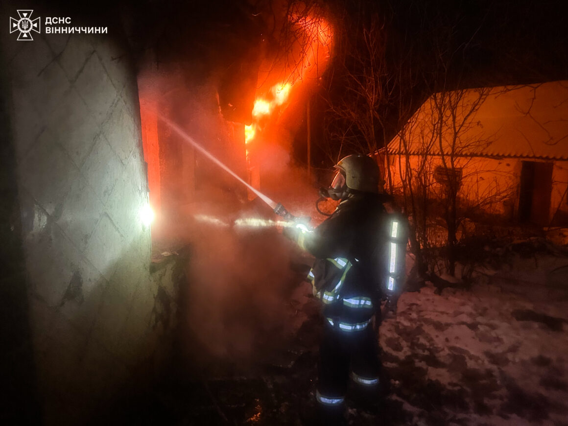 Сім пожеж у житловому секторі сталося минулої доби у Вінницькій області
