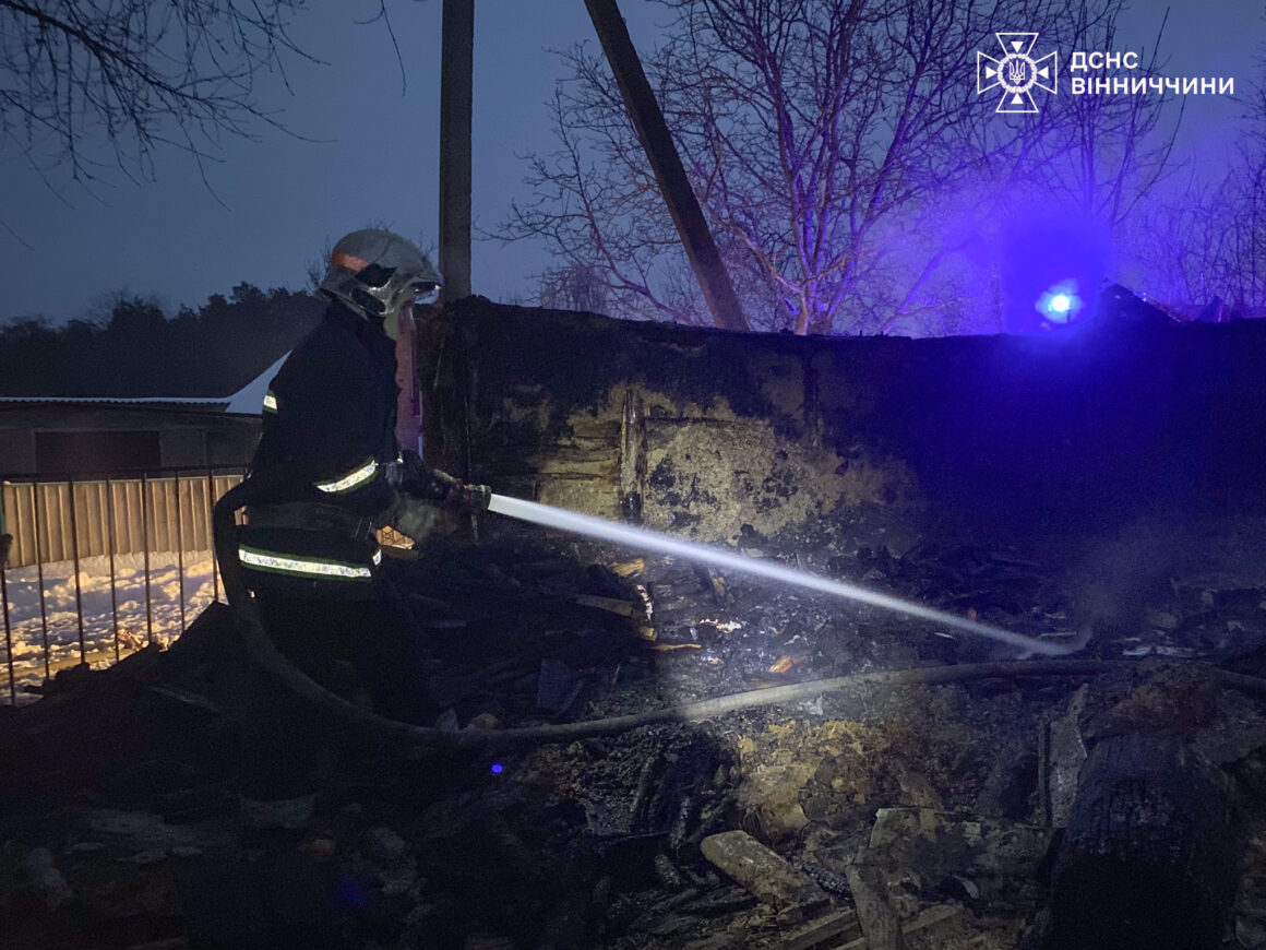 У селі Петрик під час пожежі в кафе евакуювали 22 особи