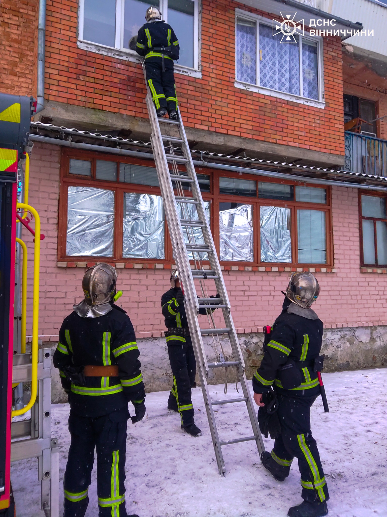 Рятувальники допомогли вінничанці, яка втратила свідомість у ванній