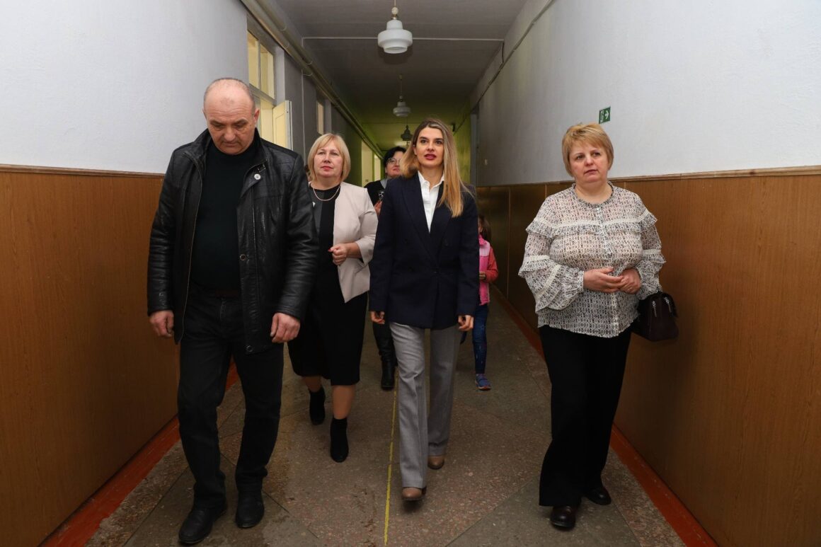 Народна депутатка від Вінниччини Лариса Білозір відвідала ліцеї у Вапнярці