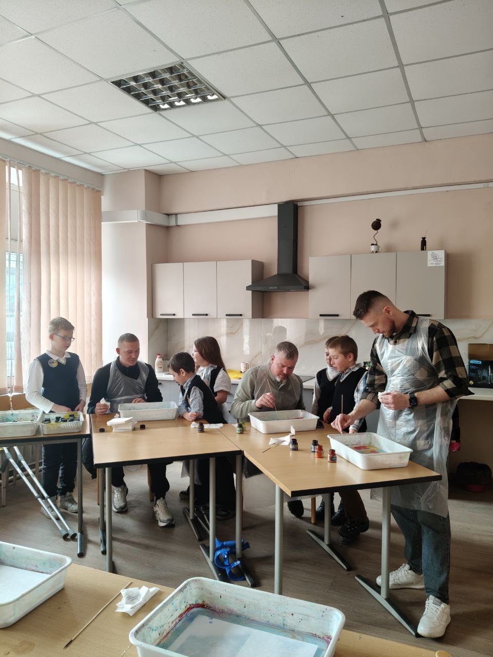 Захисники, що перебувають на реабілітації у Вінниці, відвідали ліцей №4