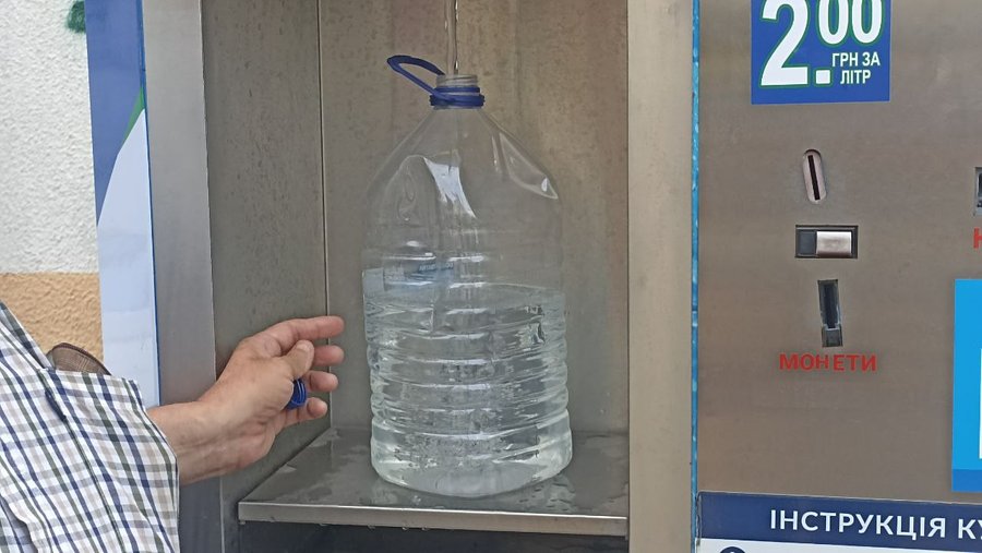 Вінничани платитимуть більше за воду з водоматів