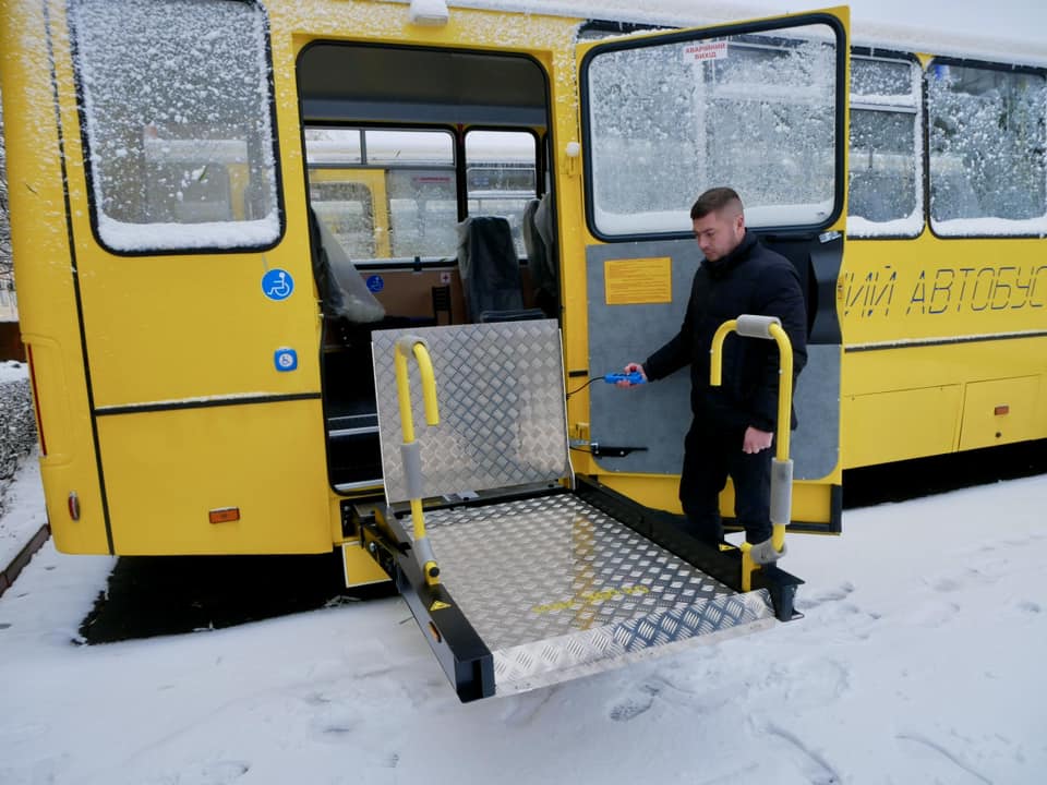 Лариса Білозір: Громади повинні отримати право і кошти самостійно закуповувати шкільні автобуси