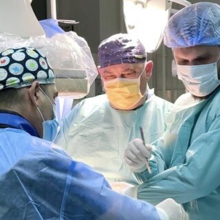 Виконали складну операцію.