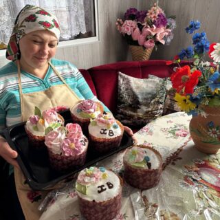 Пече паски понад 30 років.