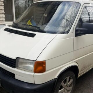 Вчинив ДТП.