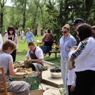 Провели гончарський фестиваль.