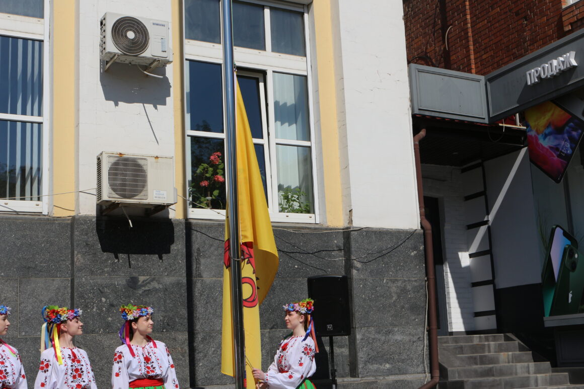 У Вінниці підняли прапор Сомерсета: партнерство міцнішає