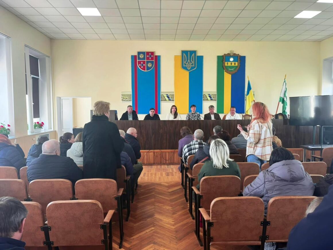 На Вінниччині провели зустрічі з родинами полонених та зниклих безвісти бійців з двох громад