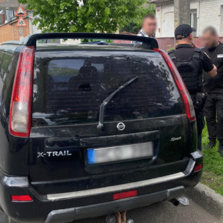 Викрав автомобіль.