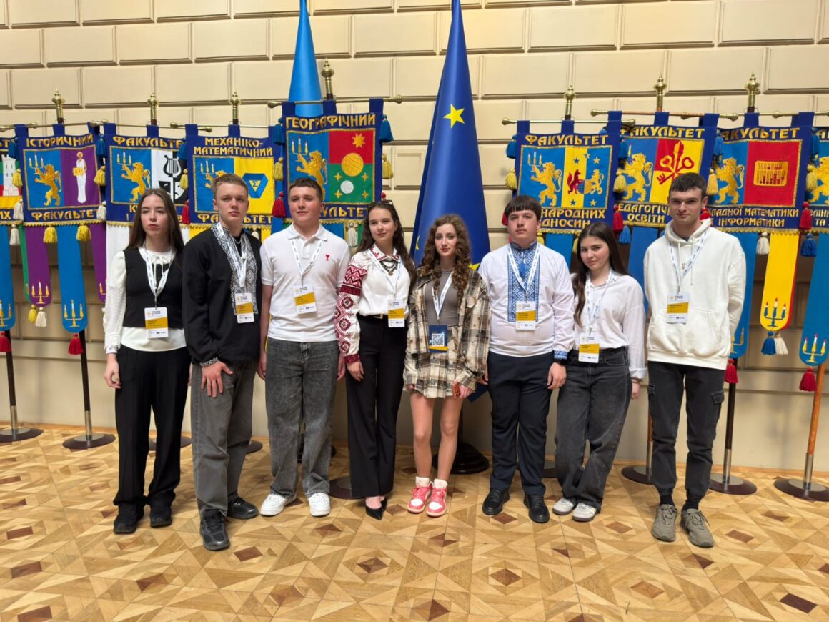 Учень та учениця з Вінниці вибороли призові місця на олімпіаді з географії