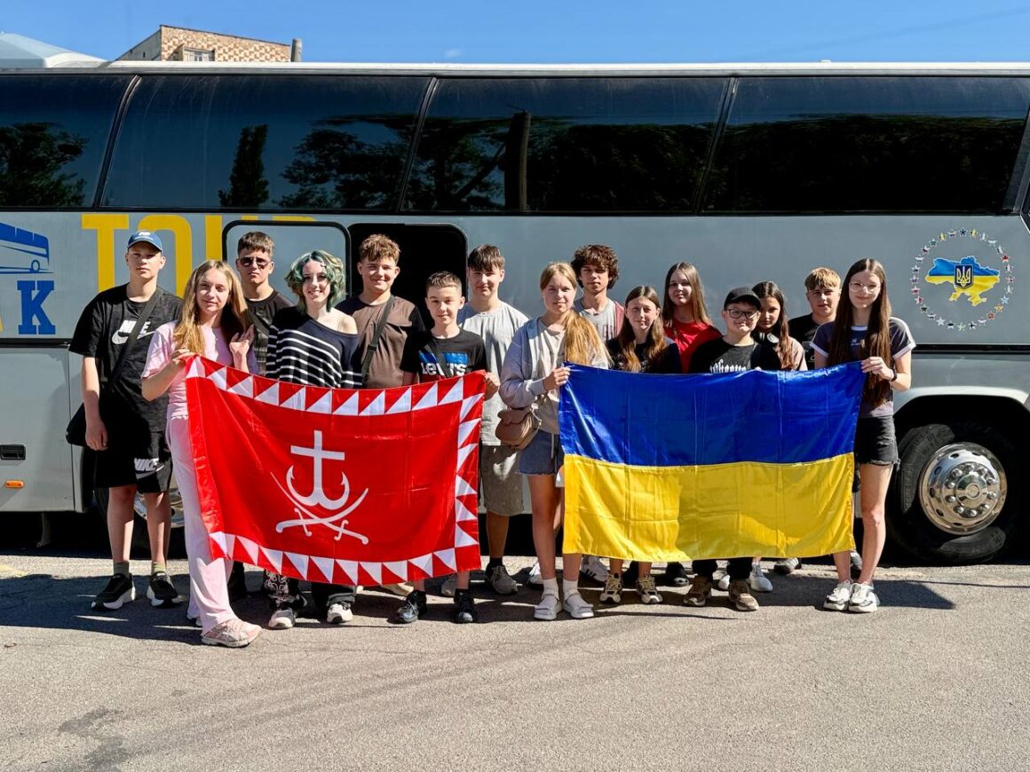Діти з Вінниці та Ірпеня вирушили на відпочинок у Литву