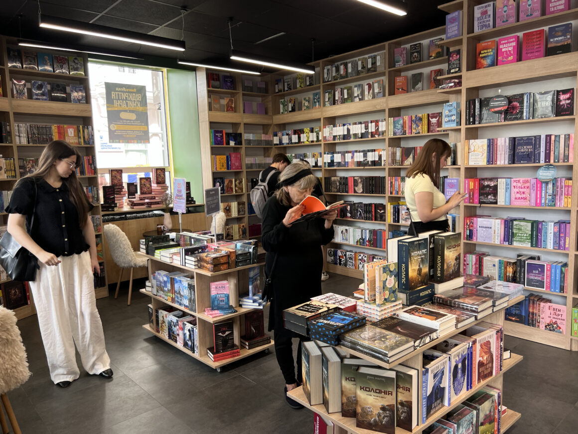 Нову книгарню відкрили в серці Вінниці
