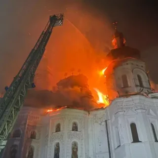 Голить Лавра.
