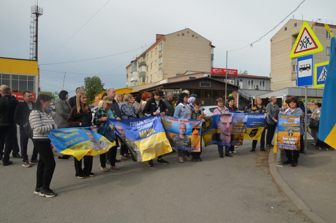 У Літині на Вінниччині провели акцію на підтримку полонених земляків