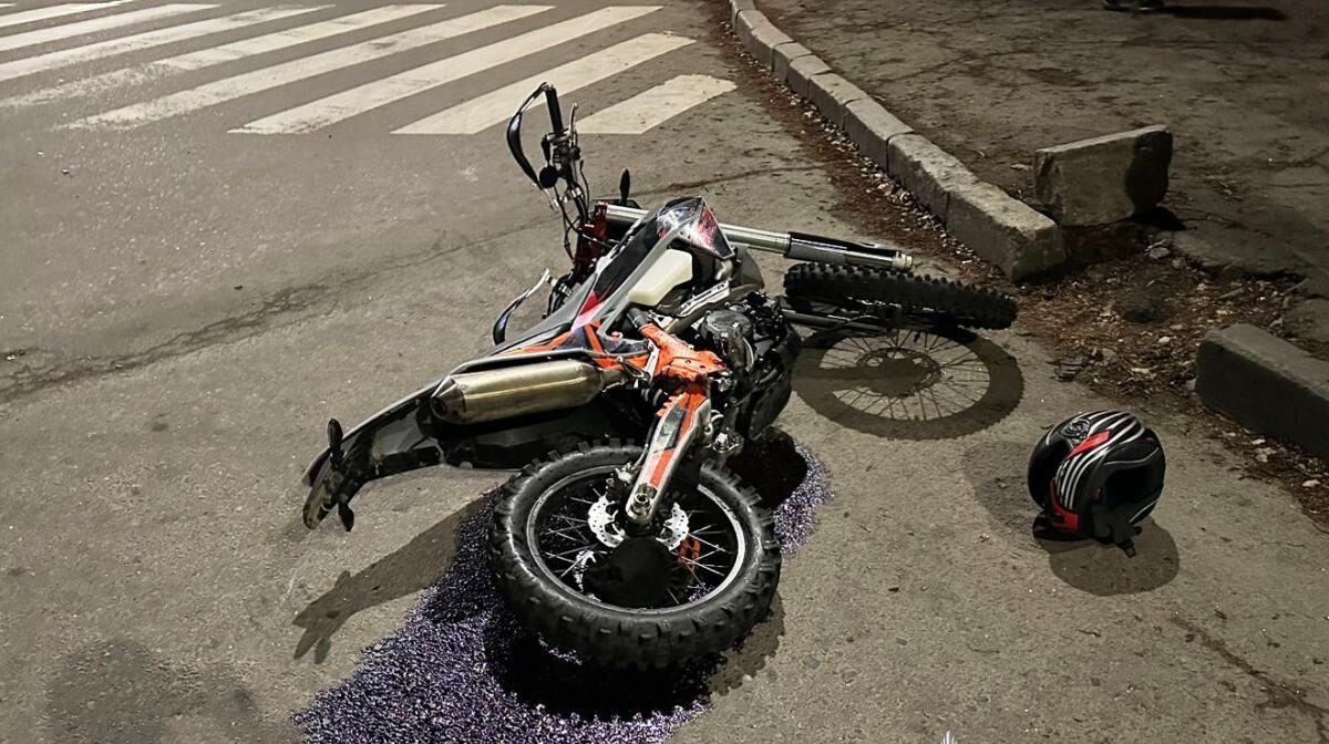 Вінницькі патрульні надали допомогу постраждалому мотоциклісту