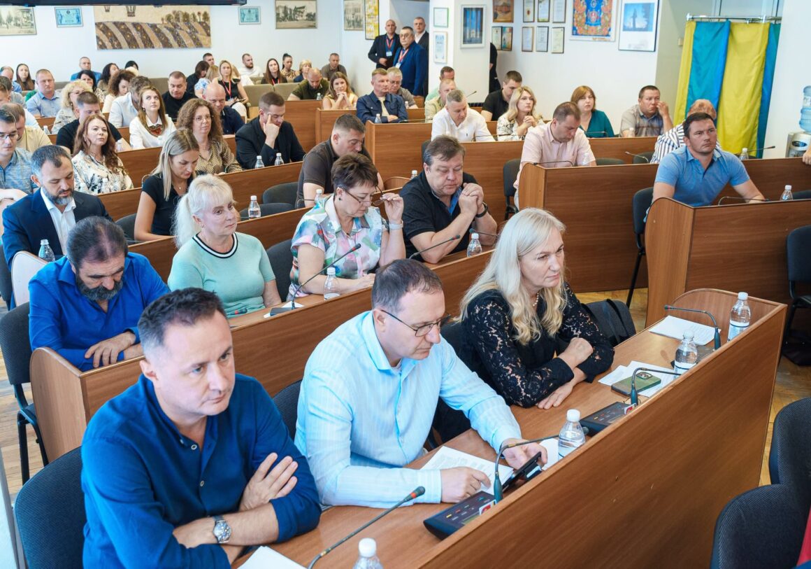 У міськраді розширили коло малозабезпечених вінничан, які отримуватимуть муніципальну доплату до пенсії