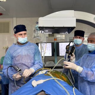 Унікальна операція на обох нирках.