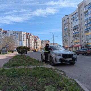 Інспектори з паркування.