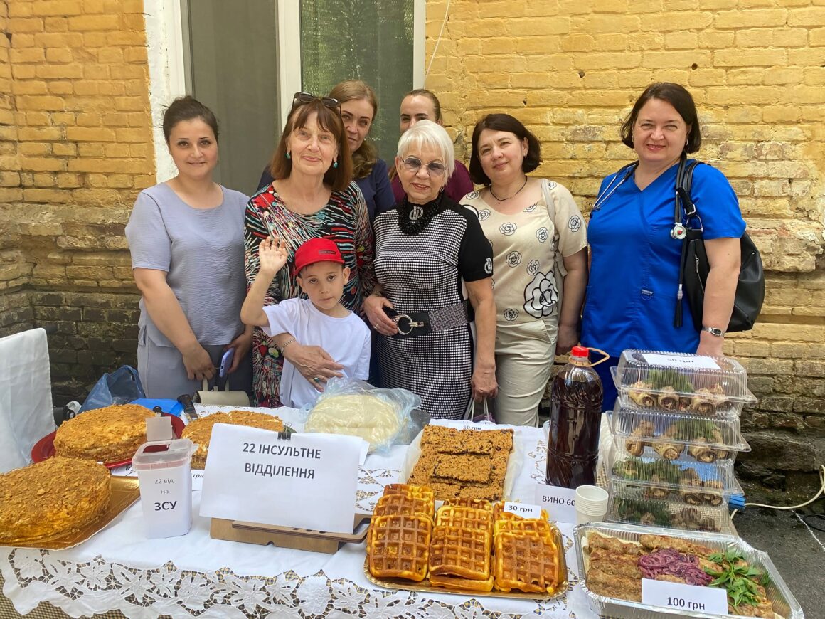У вінницькій лікарні імені Ющенка провели благодійний ярмарок-пікнік
