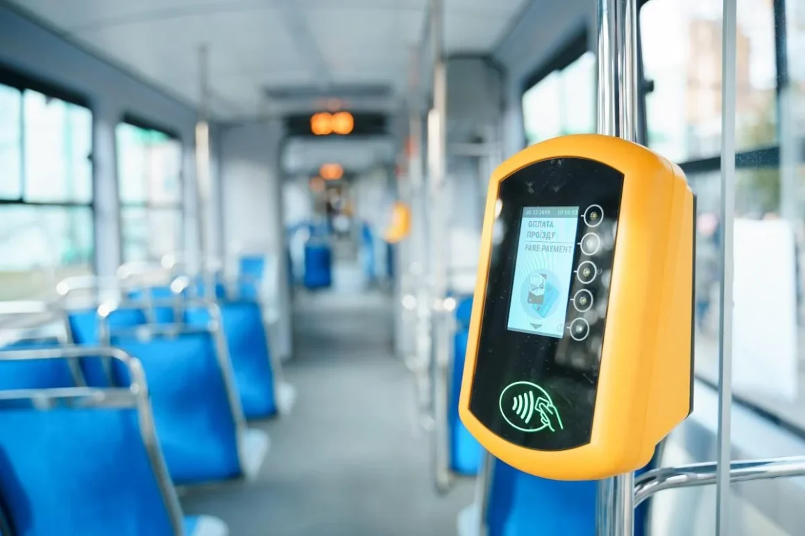 Тестують новий режим роботи валідаторів у вінницькому електротранспорті