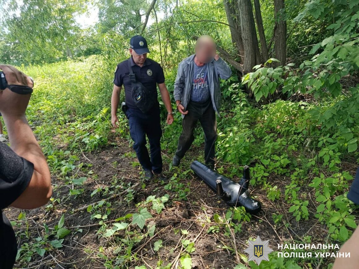 На Вінниччині чоловік вбив сусідку, інсценувавши її самогубство